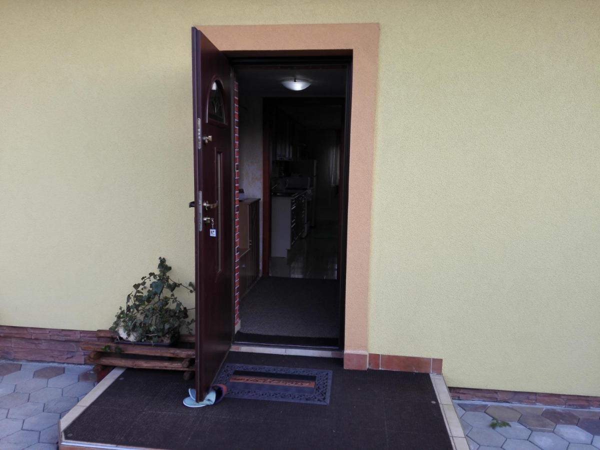 Apartman Slnecnica Poprad Bagian luar foto
